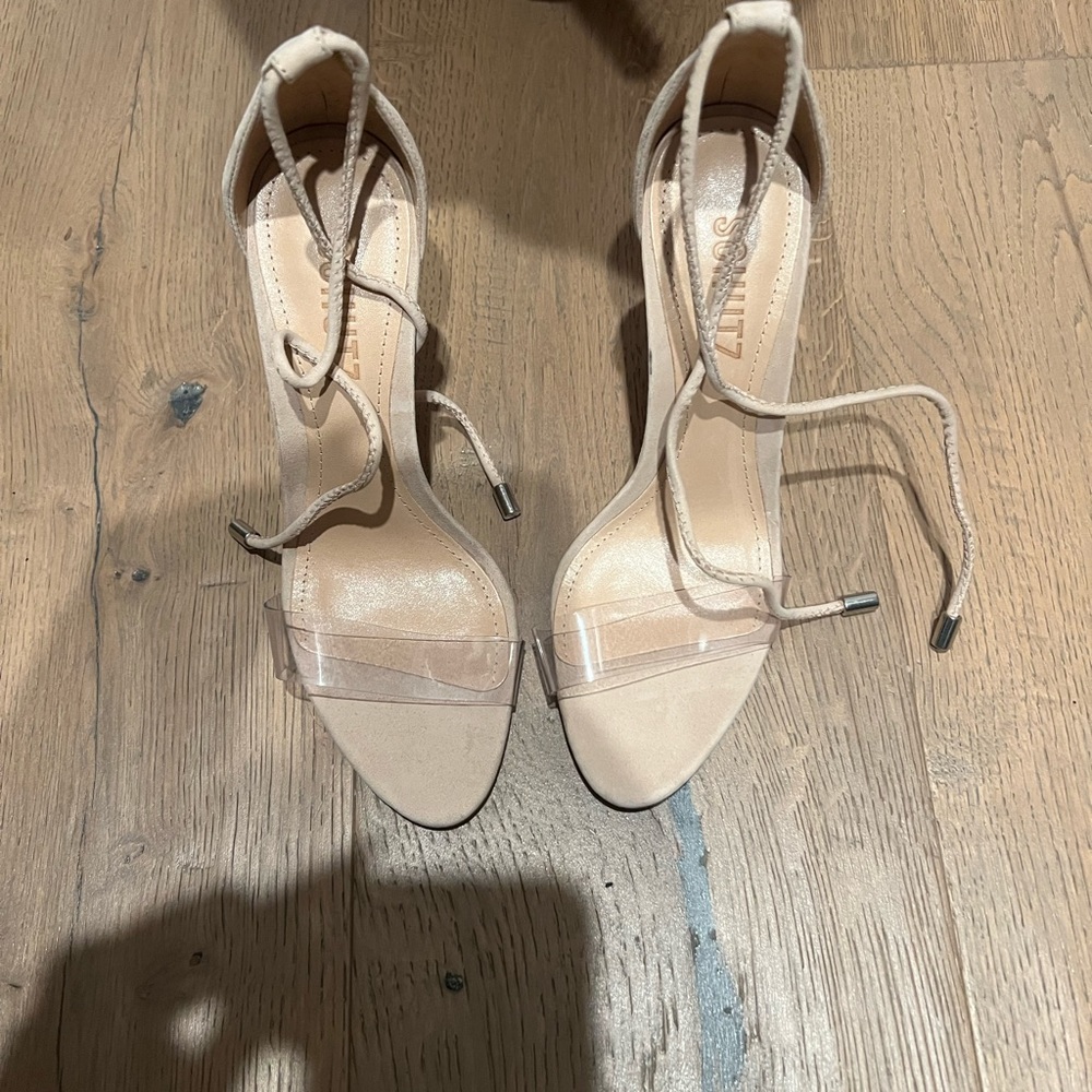 Nude suede SCHUTZ heels size 36, never worn